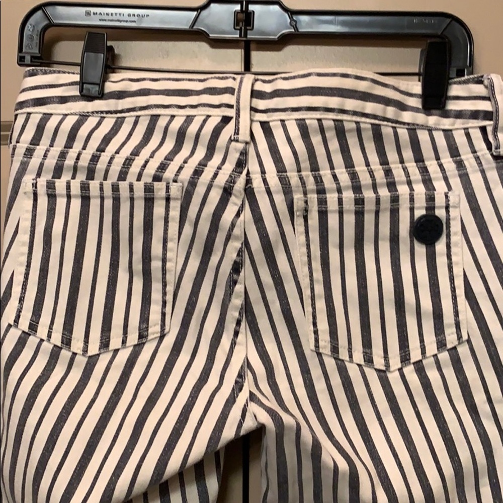 Tory Burch Printed Jean - Picture 4 of 5